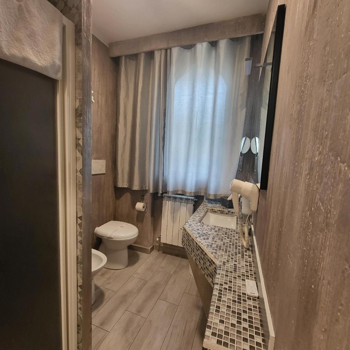 Illuvia 2 Affitta Camere Cornaredo Buitenkant foto